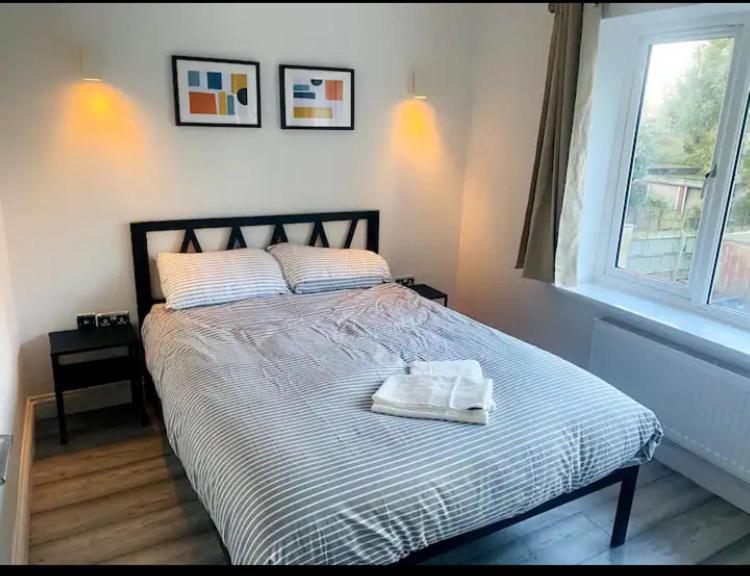 Villa Runu à Oxford Extérieur photo